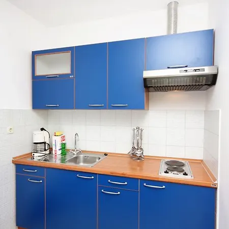 Jezera 5079a Apartamento Tisno